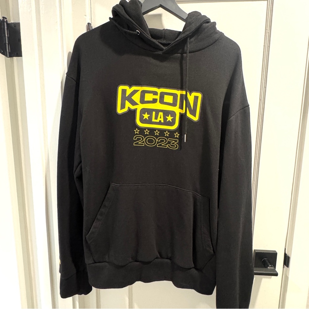 KCON LA 2023 Hoodie (Black)